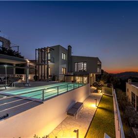 4 bedroom villa with pool and sea views near Dubrovnik sleeps 8